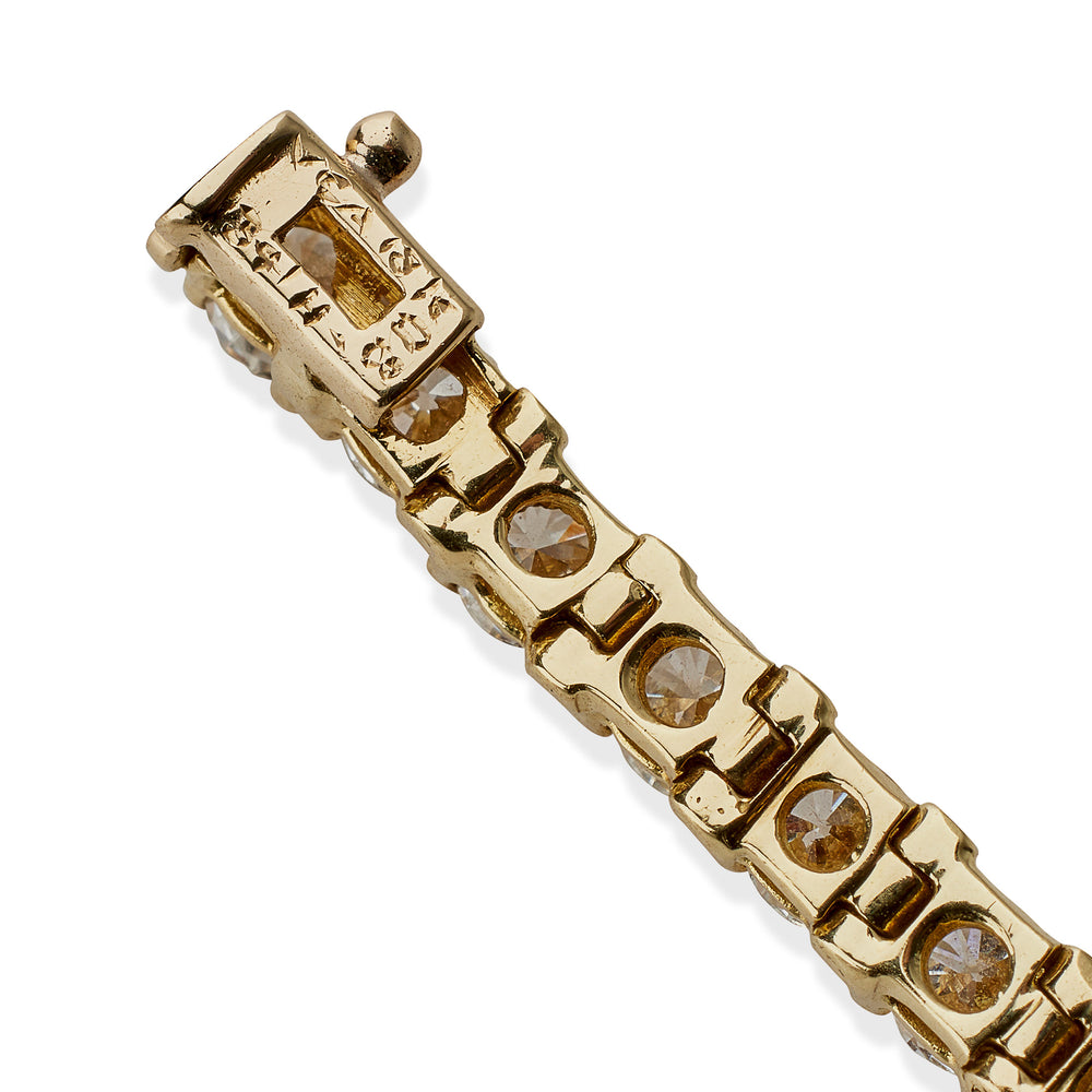 
                      
                        Macklowe Gallery Van Cleef & Arpels Diamond Line Bracelet
                      
                    