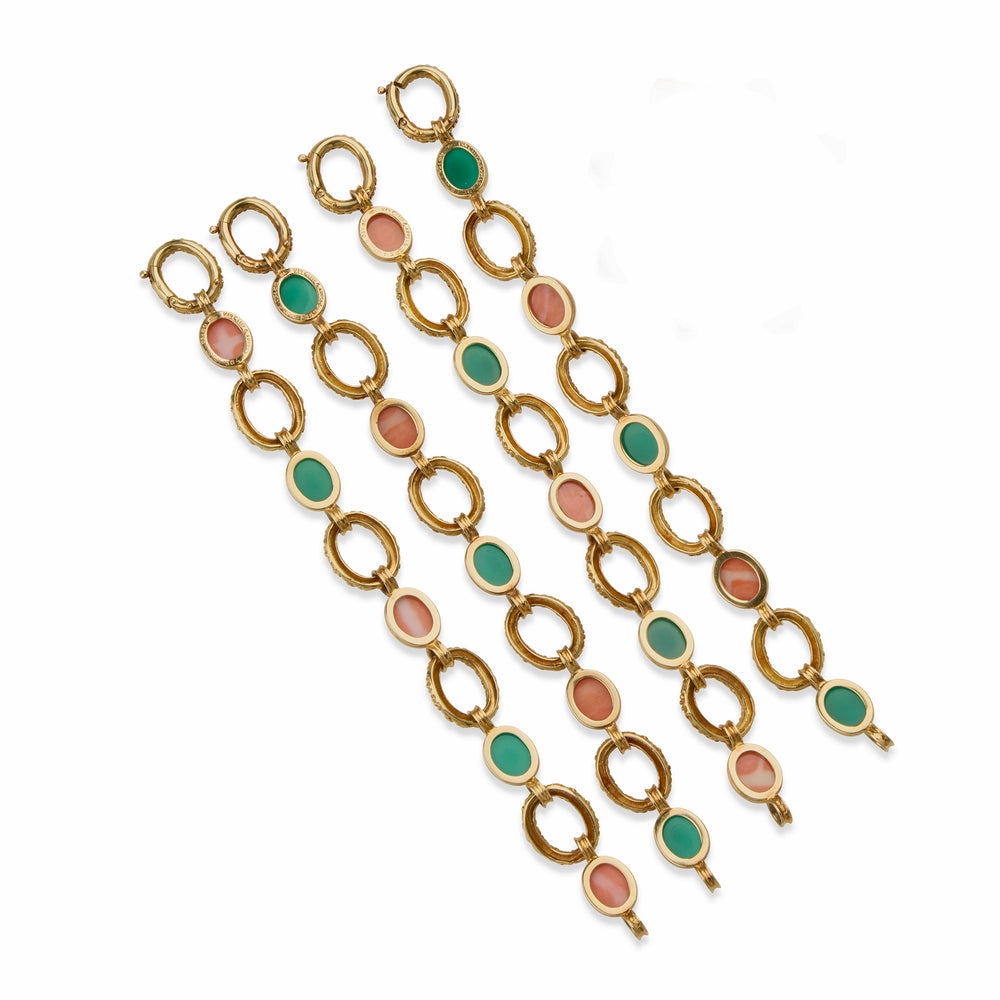 
                      
                        Macklowe Gallery Van Cleef & Arpels "Delphe" Convertible Sautoir
                      
                    