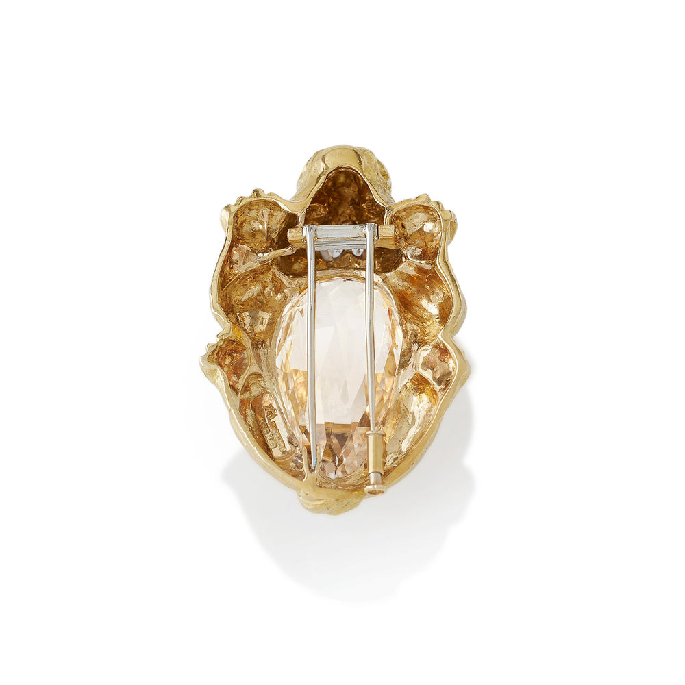 
                      
                        Macklowe Gallery David Webb Rock Crystal Crouching Lion Brooch
                      
                    