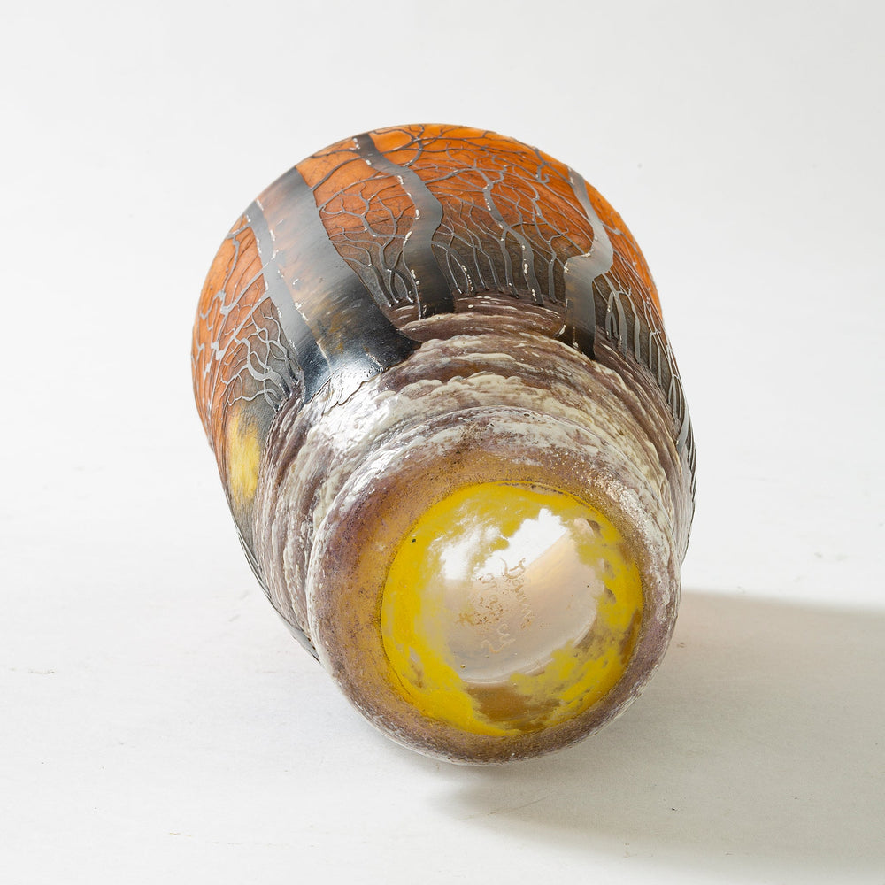 
                      
                        Macklowe Gallery Daum Nancy "Paysage d'hiver" Cameo Glass Vase
                      
                    