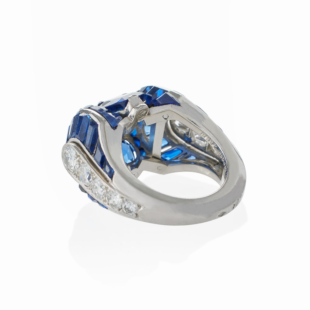 
                      
                        Macklowe Gallery Van Cleef & Arpels Paris No-Heat Burma Sapphire Ring
                      
                    